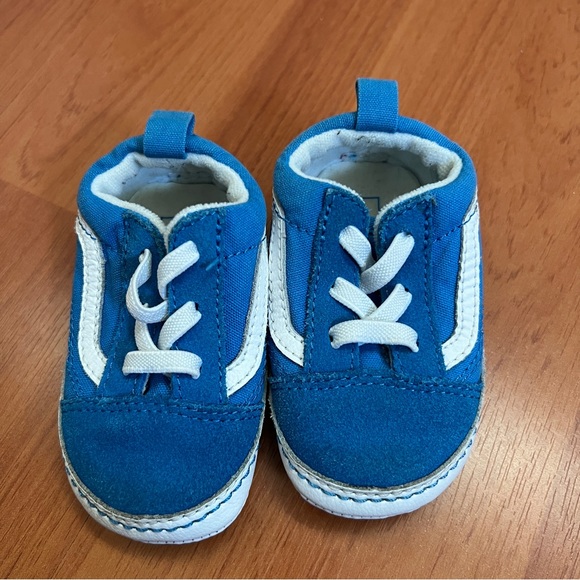 Vans Infant Old Skill Crib Shoes Blue and white Size 4 - Picture 3 of 5